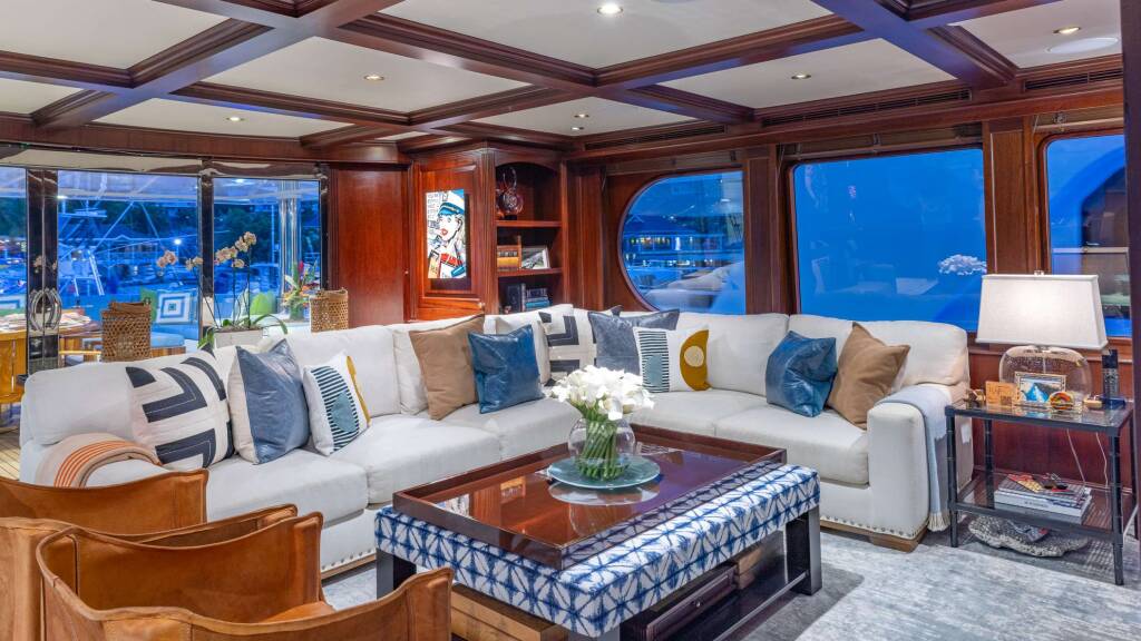 Luxury motor yacht KING OF FUN
