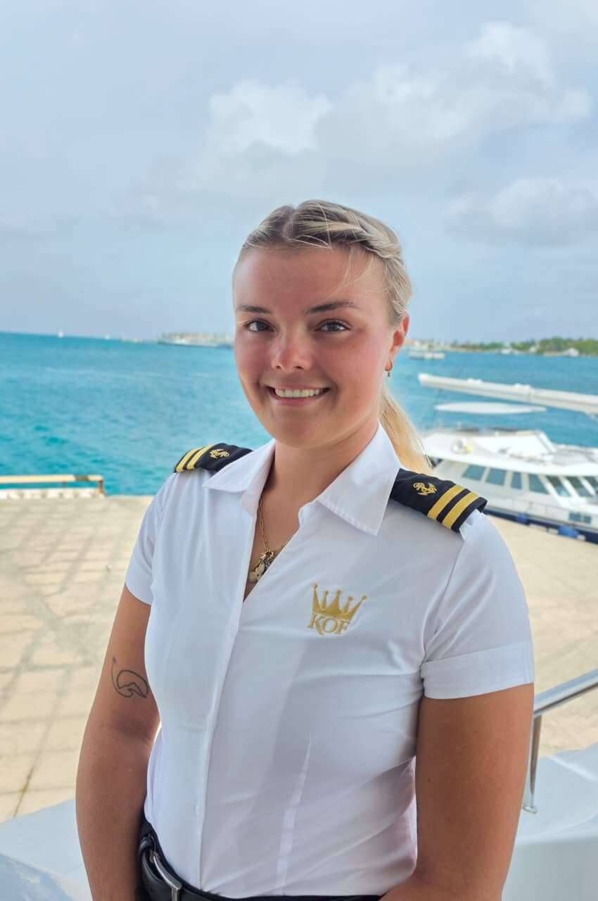https://www.mastercharter.com/Guest Stateroom