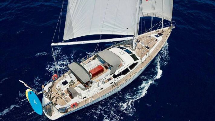 Luxus-Segelyacht ELVIS MAGIC