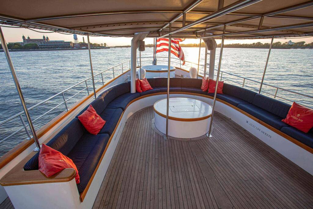 Luxus-Segelyacht ARABELLA