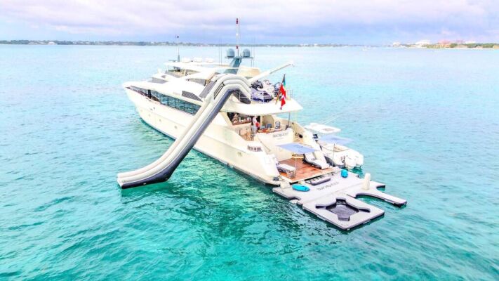Luxury motor yacht BLACKSHEEP