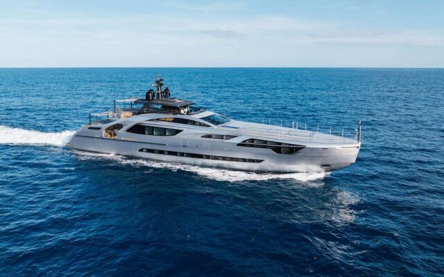 Luxury motor yacht CABO