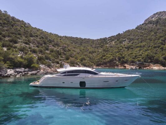 Yate de lujo FOR EVER