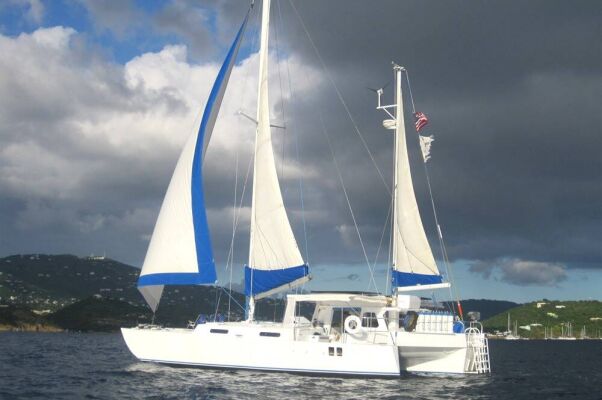 Luxury Crewed Catamaran OPUS