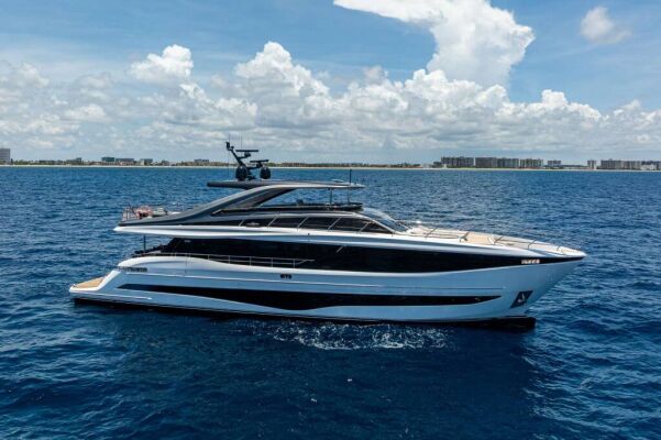 Yacht de luxe R&R