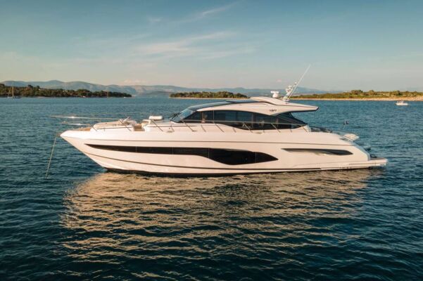 Luxury motor yacht MeSoFa