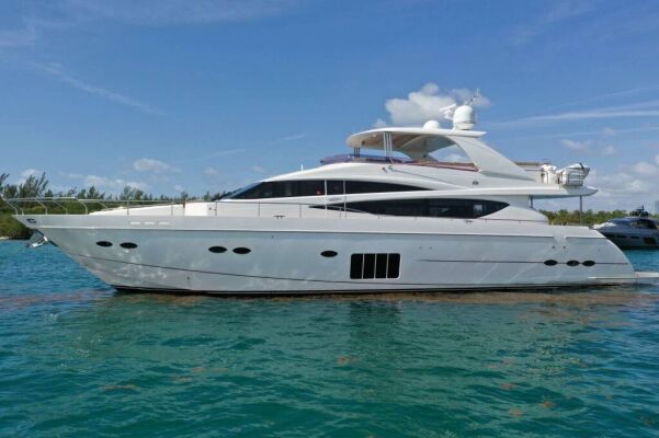 Luxury motor yacht Praying for Overtime