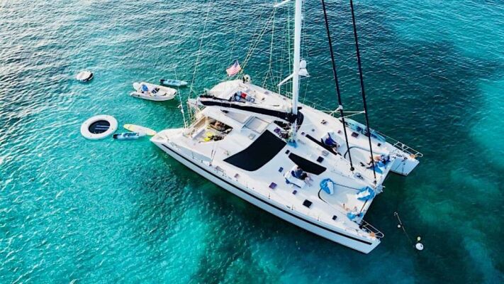 Catamaran de luxe avec équipage KELEA