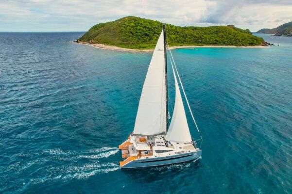 Luxury Crewed Catamaran SEGUNDO VIENTO