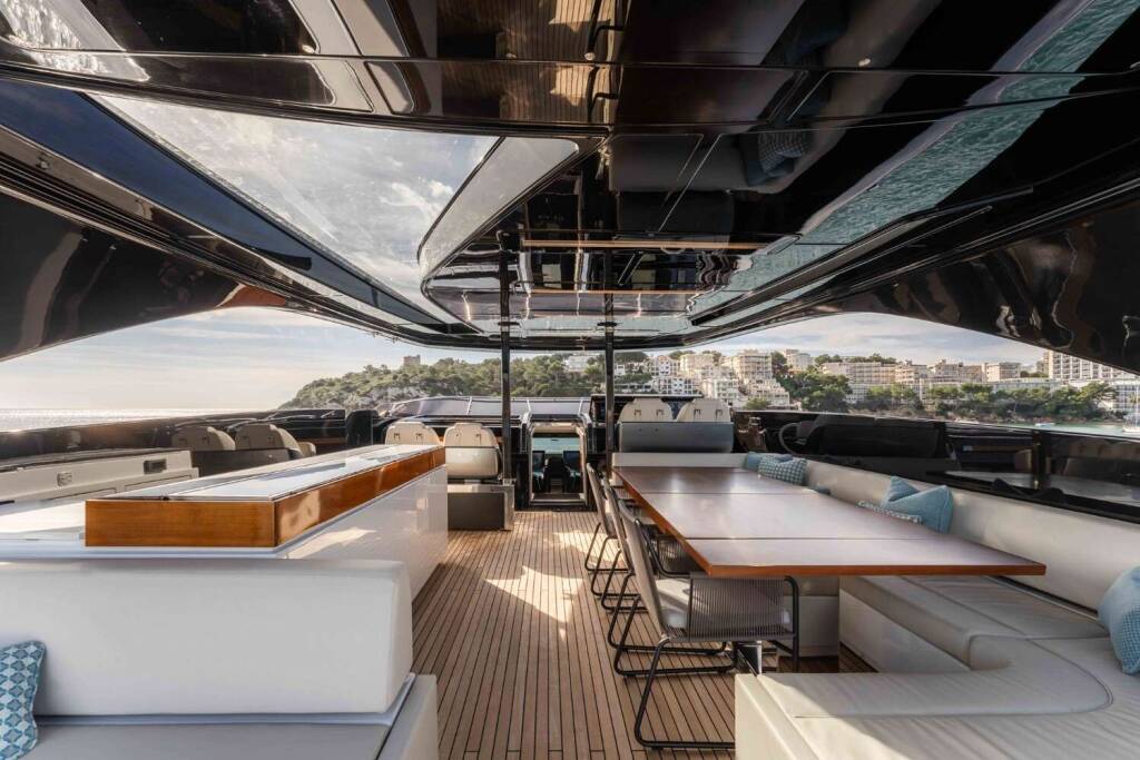 Luxury motor yacht ELYSIUM I