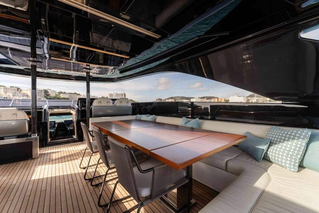 Luxury motor yacht ELYSIUM I