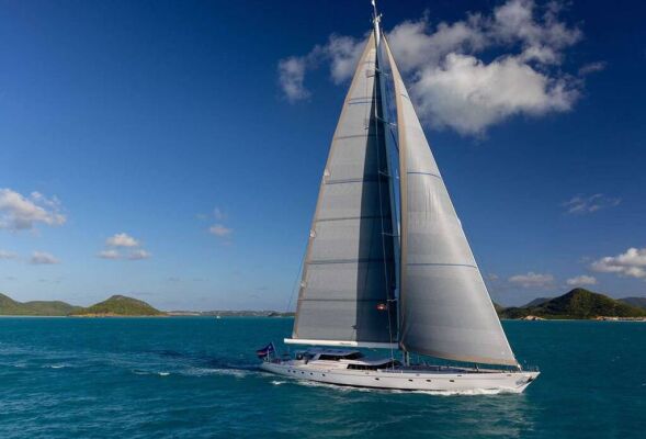 Luxury sailing yacht HYPERION