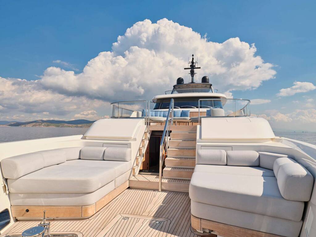 Luxury motor yacht K2