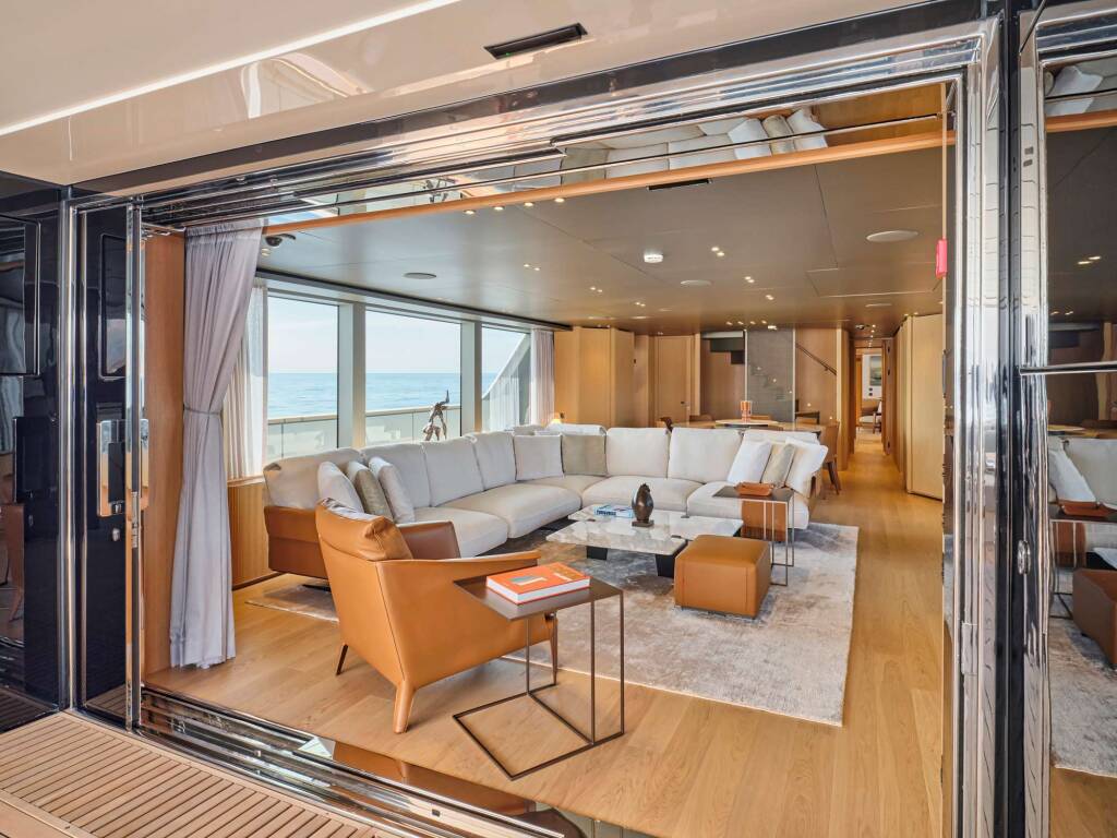 Luxury motor yacht K2
