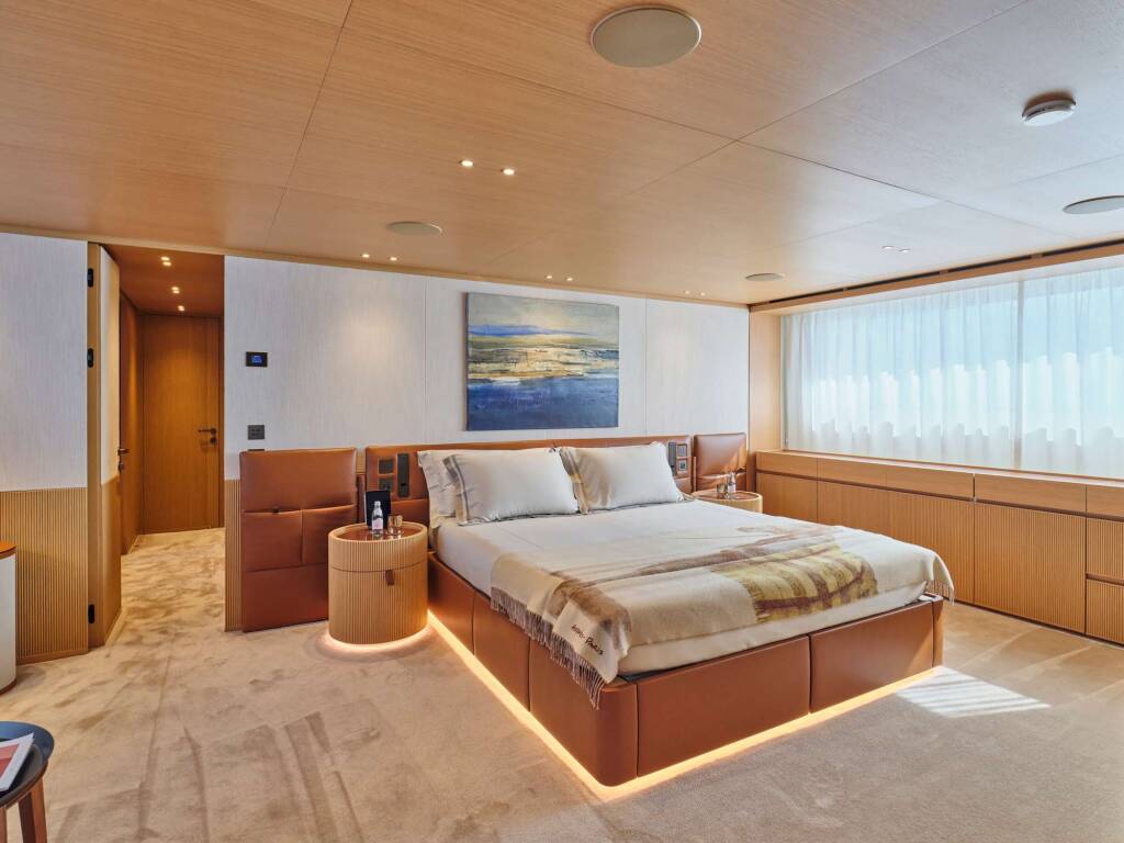 Luxury motor yacht K2