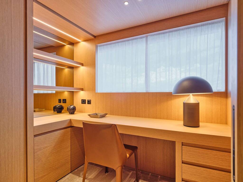Luxury motor yacht K2