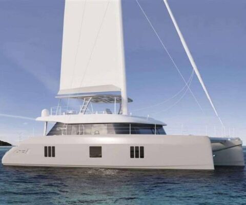 Catamarán de lujo con tripulación OYA