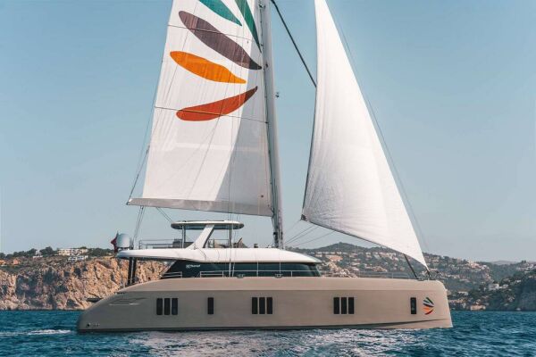 Catamaran de luxe avec équipage VIVA LA VIDA