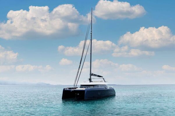 Luxury Crewed Catamaran Belldia
