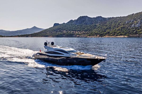 Yacht de luxe BLADE 6