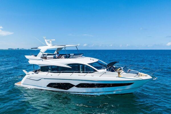 Yacht de luxe Done Deal