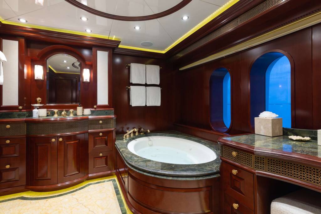 Yacht de luxe TCB