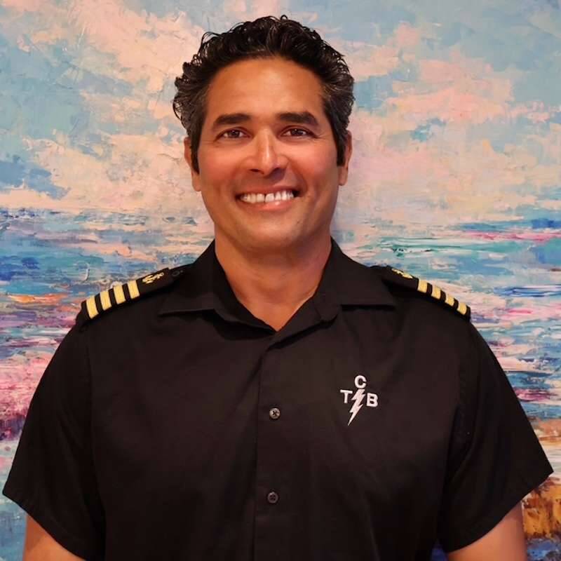 https://www.mastercharter.com/Main Salon