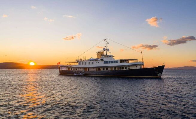 Luxury motor yacht Seagull II