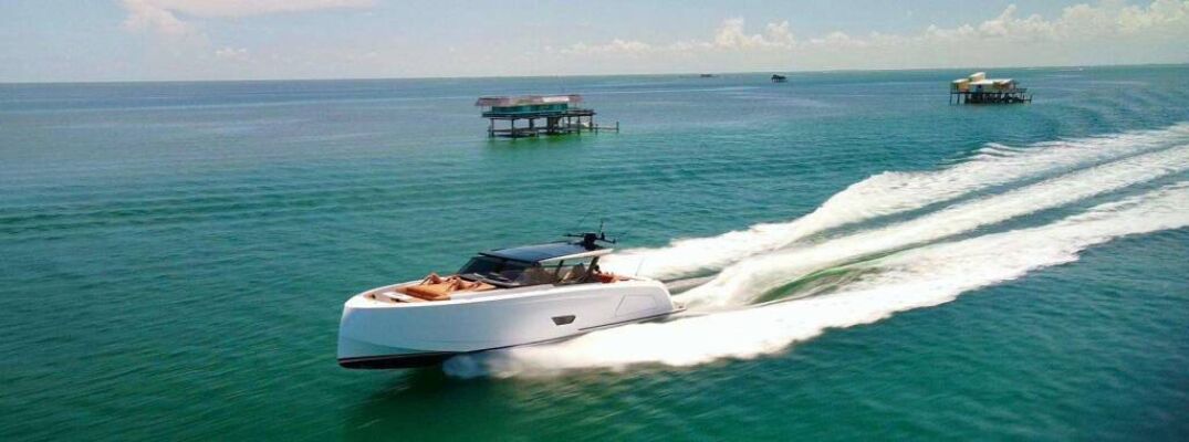 Luxury motor yacht 58 Vanquish 