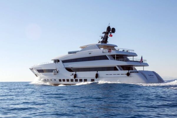 Yacht de luxe BEBE