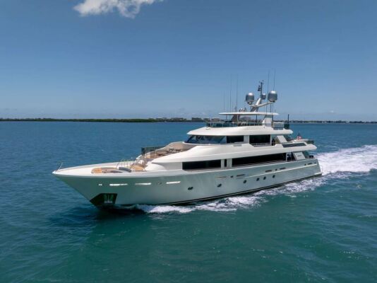 Luxury motor yacht LADY JJ