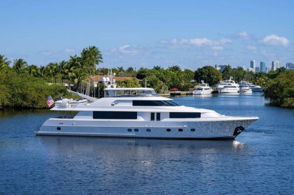 Yacht de luxe DETERMINATION