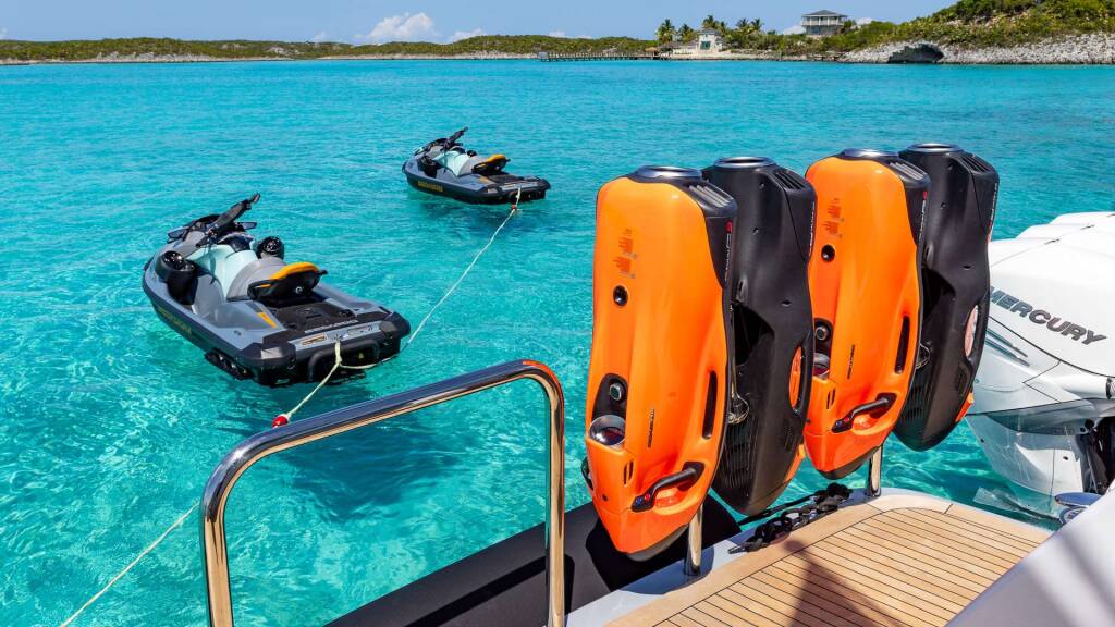 Luxury motor yacht NO SHORTCUTS