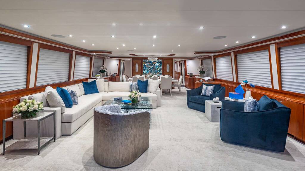 Luxury motor yacht NO SHORTCUTS