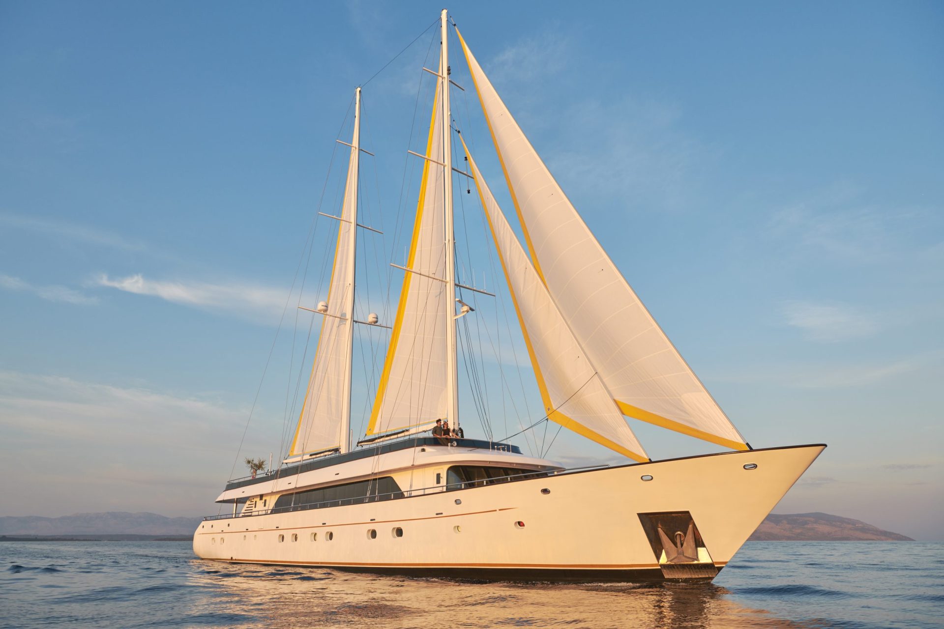 Luxury Sailing Charter