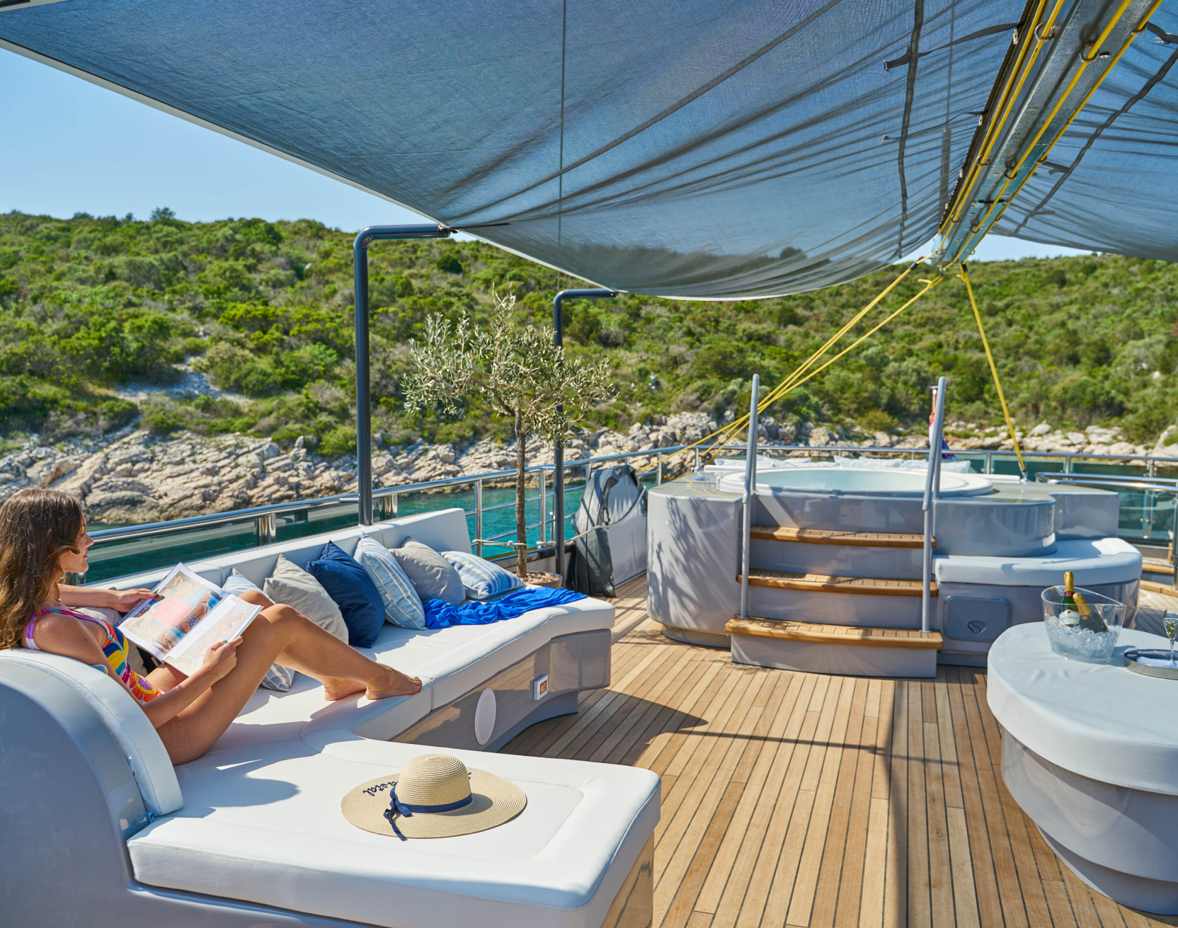 Book a luxury yacht in Croatia
