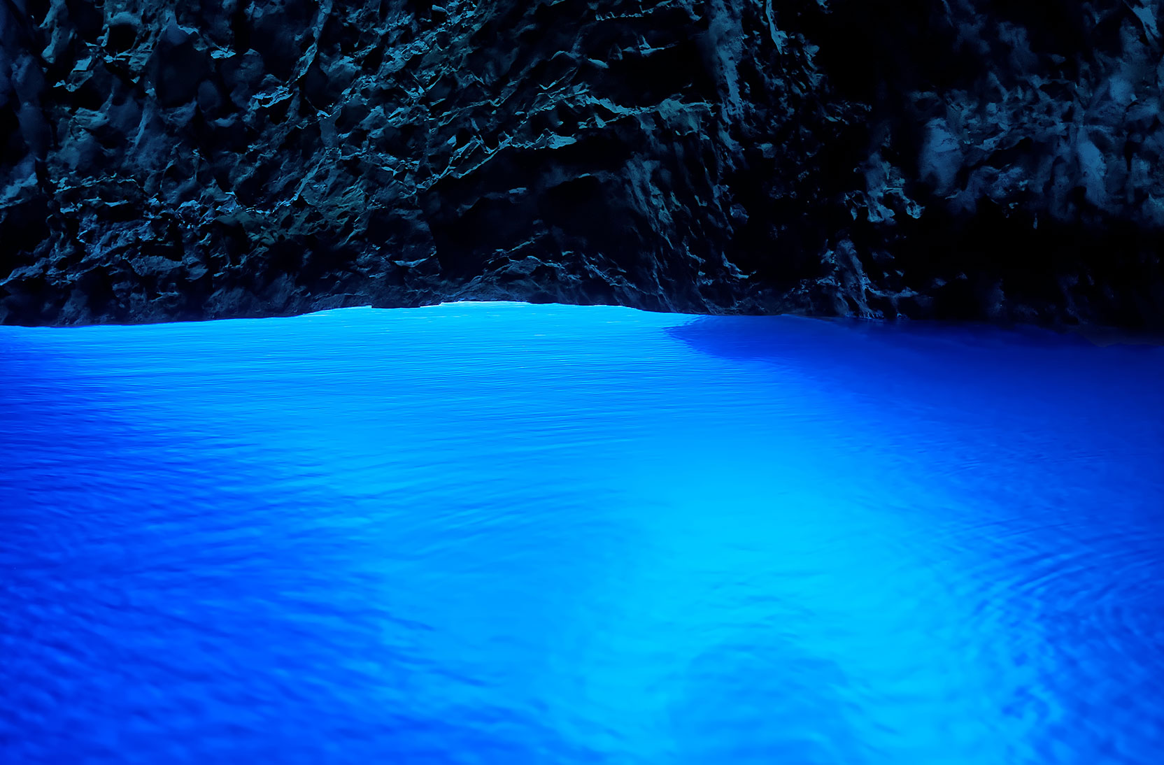 bisevo island blue cave croatia